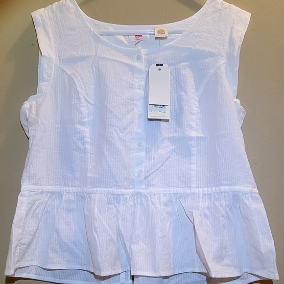 Levi's Tops - Levi's White Sleeveless Blouse
